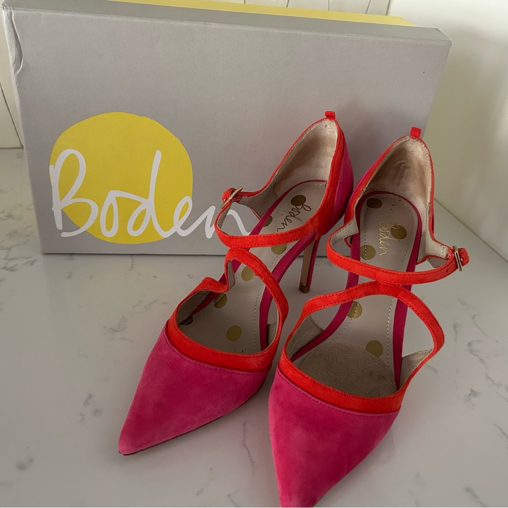 Boden Women's Pink and Red Heels